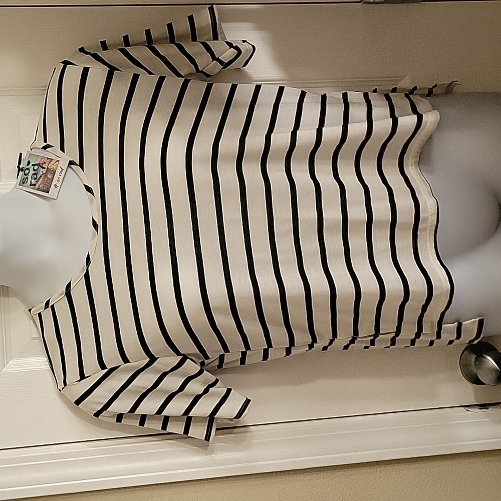 NEW So Rad Stripes High/Low Tee Size L